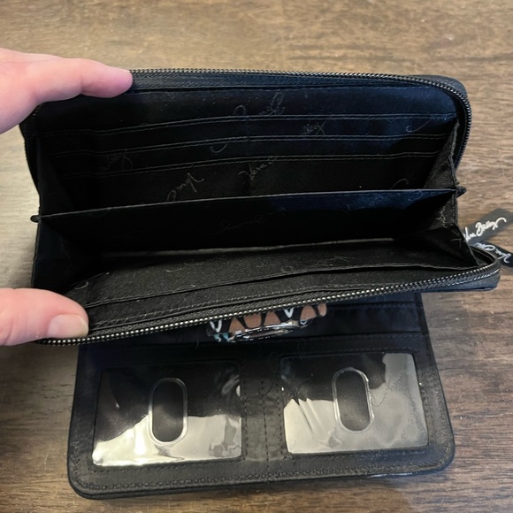 Vera Bradley turn-lock wallet in Sierra Stream - Picture 4 of 5